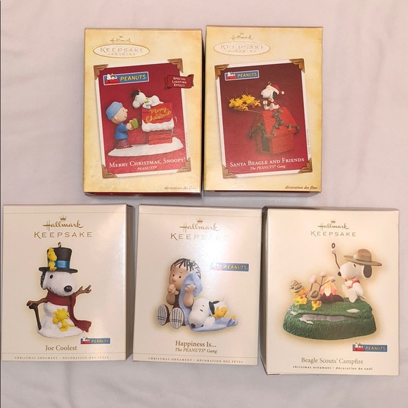 Hallmark Keepsake Ornaments Peanuts Collection - Picture 1 of 6